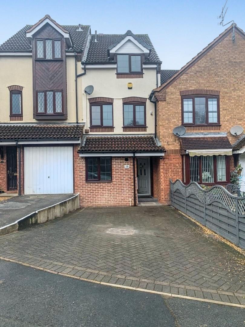 Almond Close, Cannock